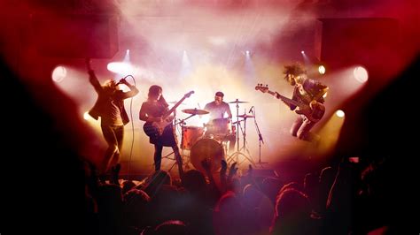 Rock Band 4: En Virtuell Scen För Att Fria Din Inre Rockstjärna!